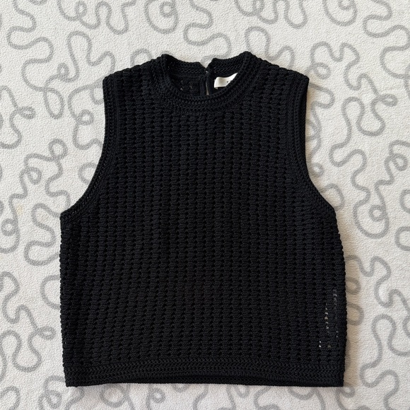 Frame Denim Tops - Frame The Crochet Tank Top in Black